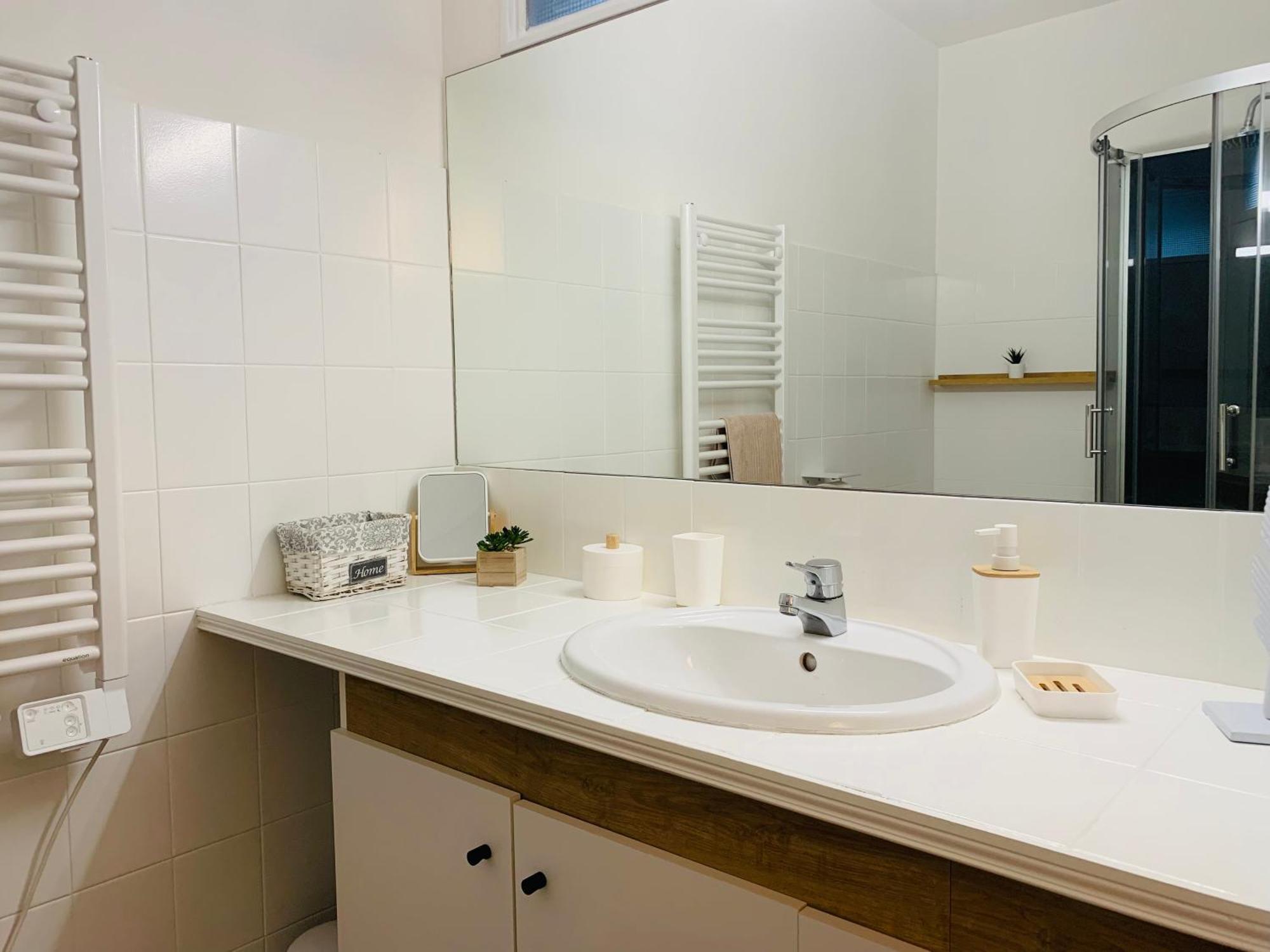 Pyrene Holidays - Heracles - Residence Paisible A 6Mn A Pied Des Thermes Bagnères-de-Bigorre Εξωτερικό φωτογραφία